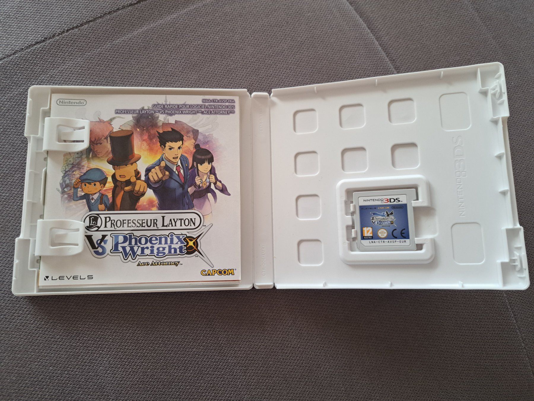 Jeux: Professeur Layton vs Phoenix Wright : Ace Attorney 3DS – D'occasion à Genève par eng_7ylp 2