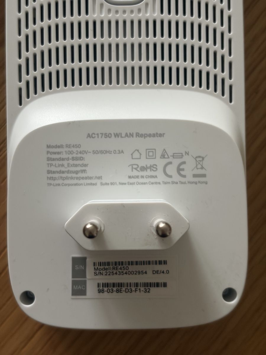 TP-Link WiFi: TP link WiFi extender 1750 – Neuf (Voir description) à Thalwil par Zuerichparis 1