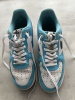 Tolle Nike Air Sneaker Grösse 42