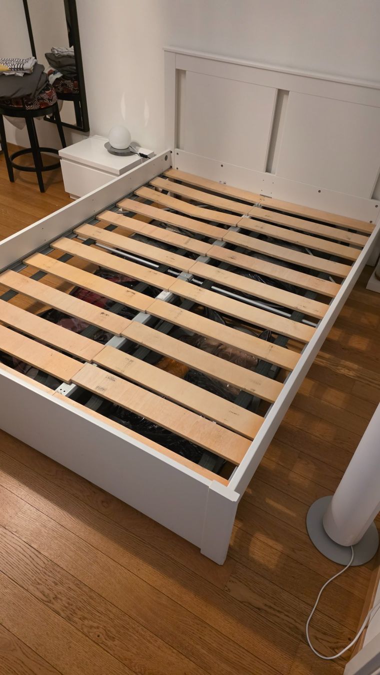 Ikea Lits: IKEA Bedframe – D'occasion à Geneva par tut_95td 1