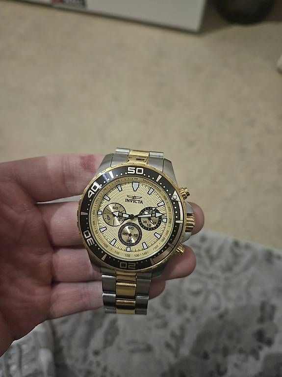 Orologi: Invicta Uhr – Usato da Dottikon venduto da damianolucia98
