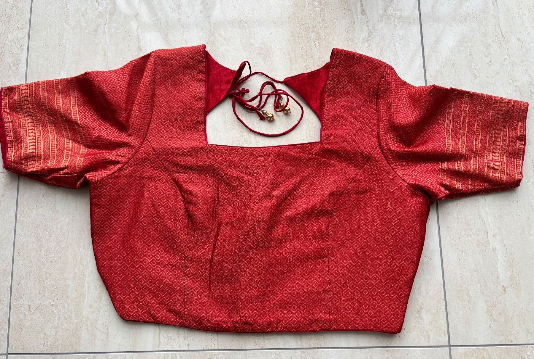 Vestiti: Saree in rot – Nuovo (secondo la descrizione) da Wichtrach venduto da Alyasahana 1