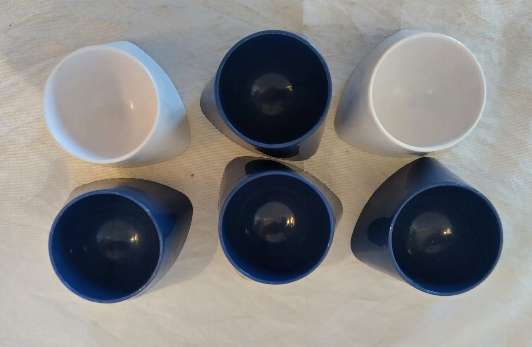 Altre Stoviglie: 6 Eierbecher "Gerda" blau/weiss Made in Germany ±1970 – Usato da Bellach venduto da JingleJerry 1
