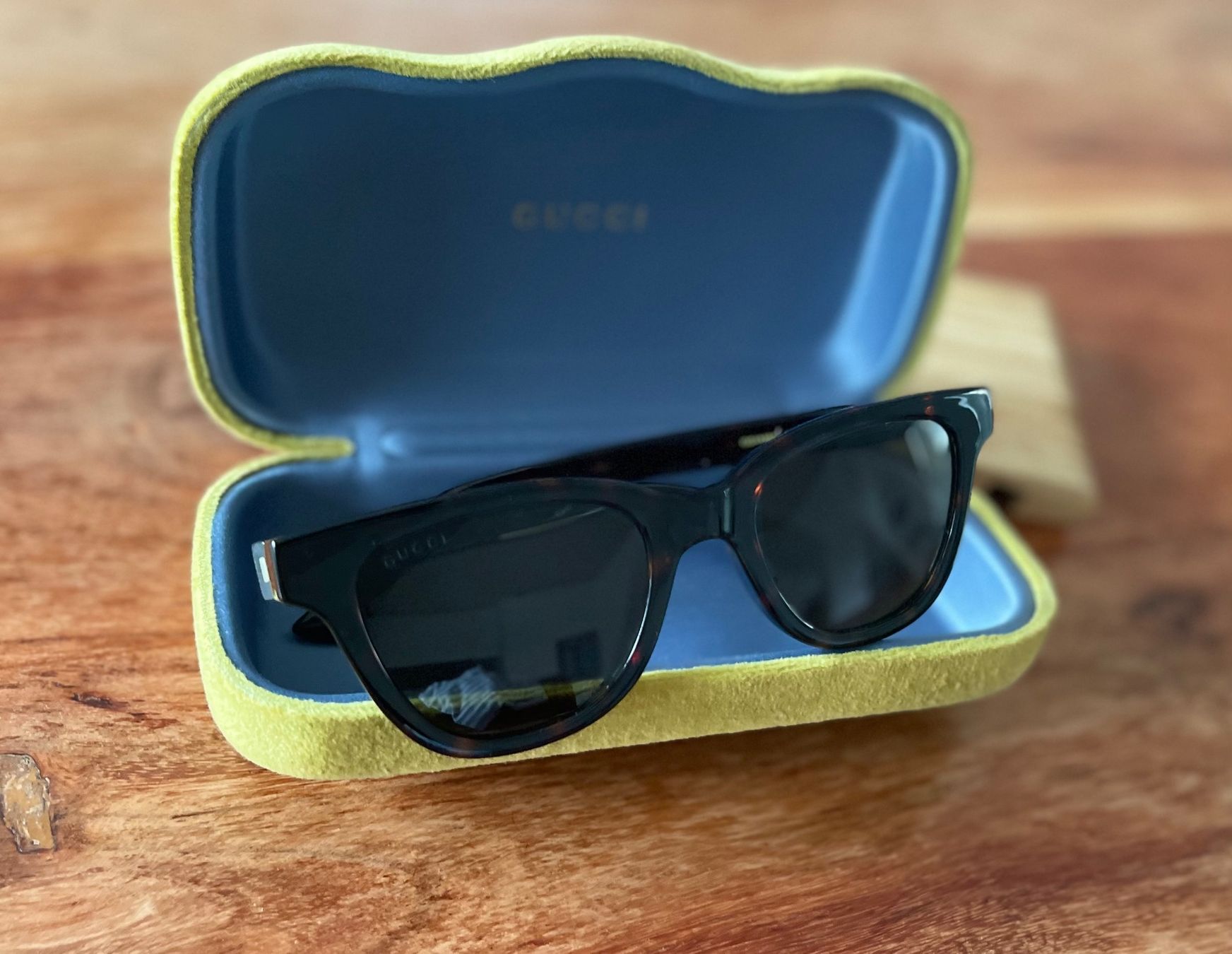 Gucci Occhiali & Lenti: GUCCI Sonnenbrille HAVANA /Brown – Usato da Wangen b. Olten venduto da VeraHa 1