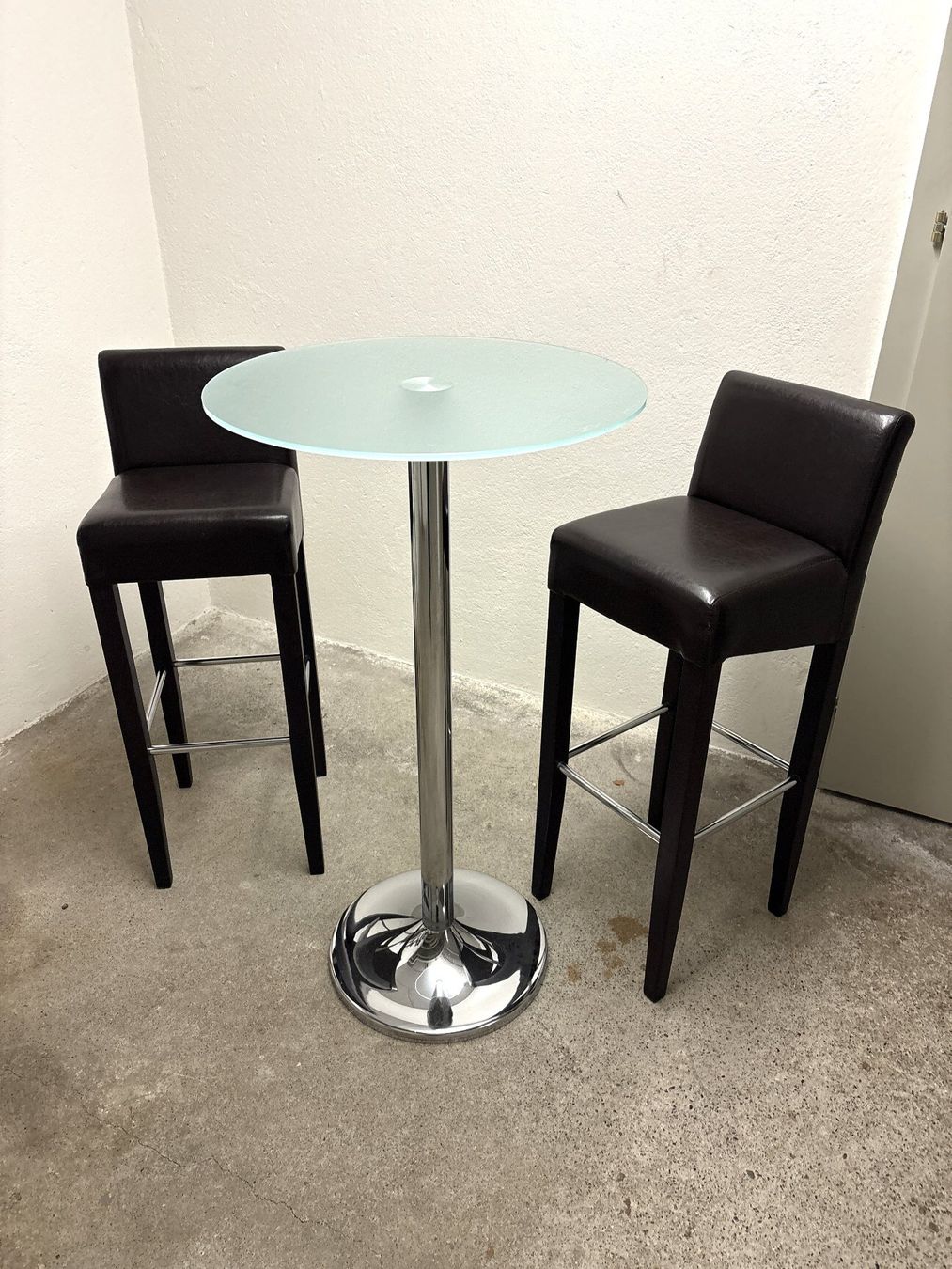 Set di tavolo e panche: Barhocker - 2 Stück - mit Hochtisch – Usato da Glattbrugg venduto da Ariel012 8