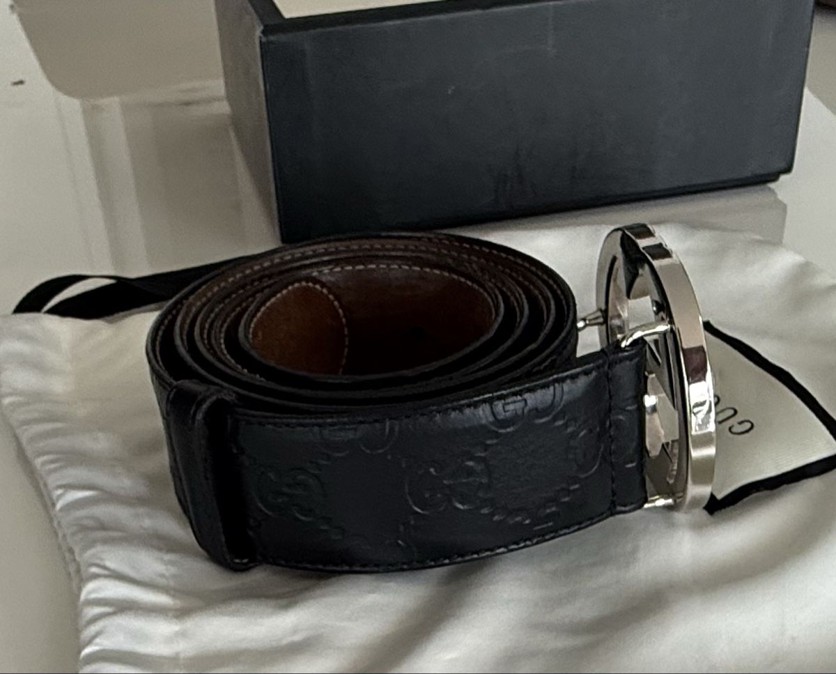 Gucci Cinture: Gucci Ledergürtel Schwarz  Gr 105 – Usato da Ennetbaden venduto da WatchGuy 5