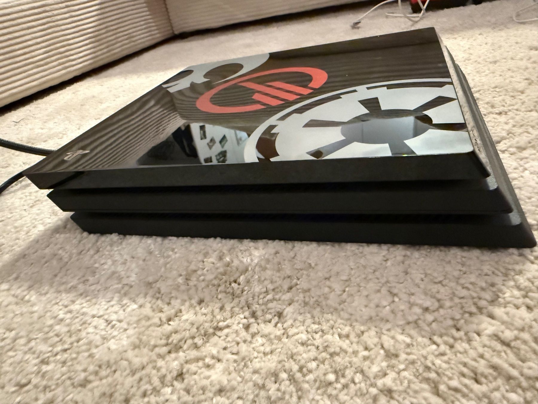 Sony Console: PS4 Star Wars Special Edition 1TB + 6 Controller + 4 Spiele – Usato da Kirchberg BE venduto da simu_79 4