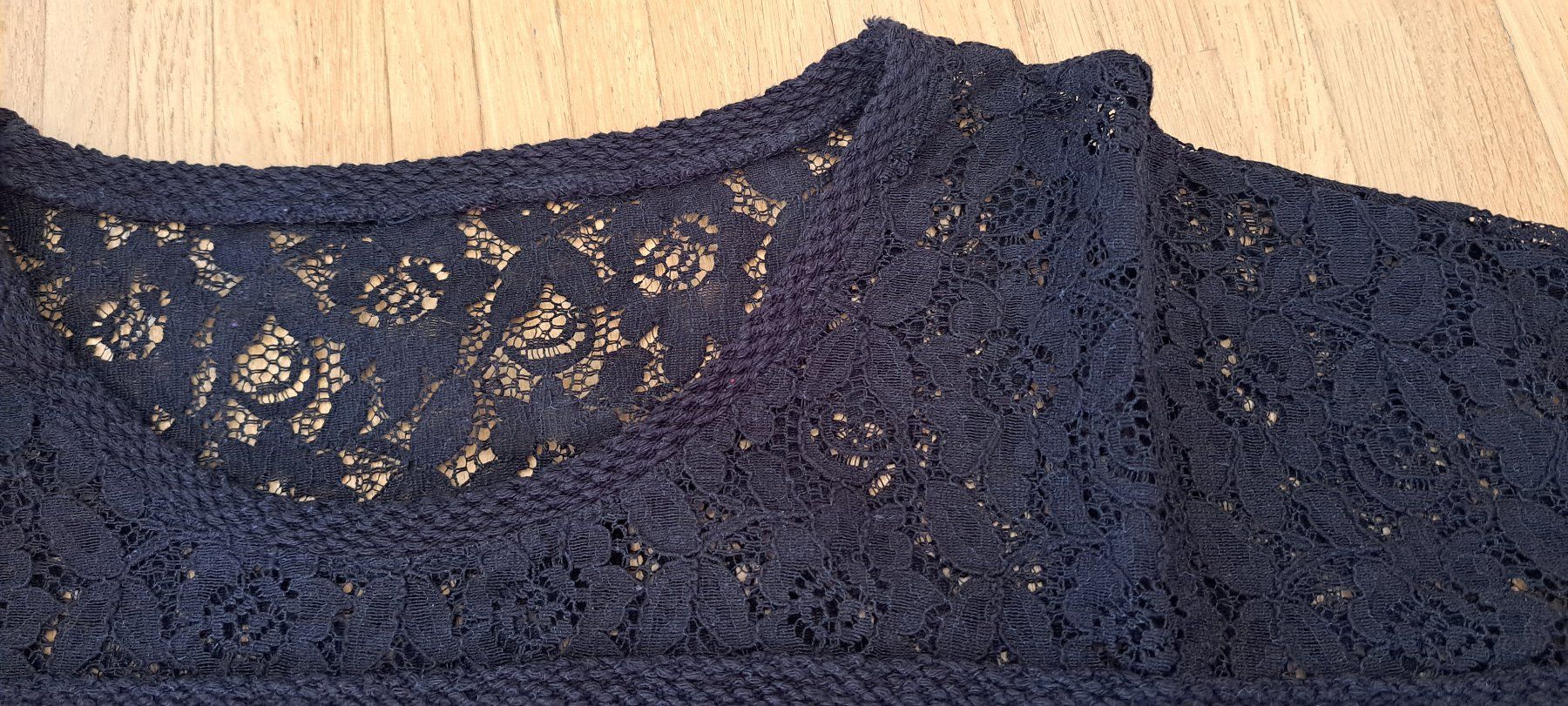 Pullover & Sweatshirts: Pull dentelle en coton – Gebraucht aus Le Mont-sur-Lausanne von olatiu 1