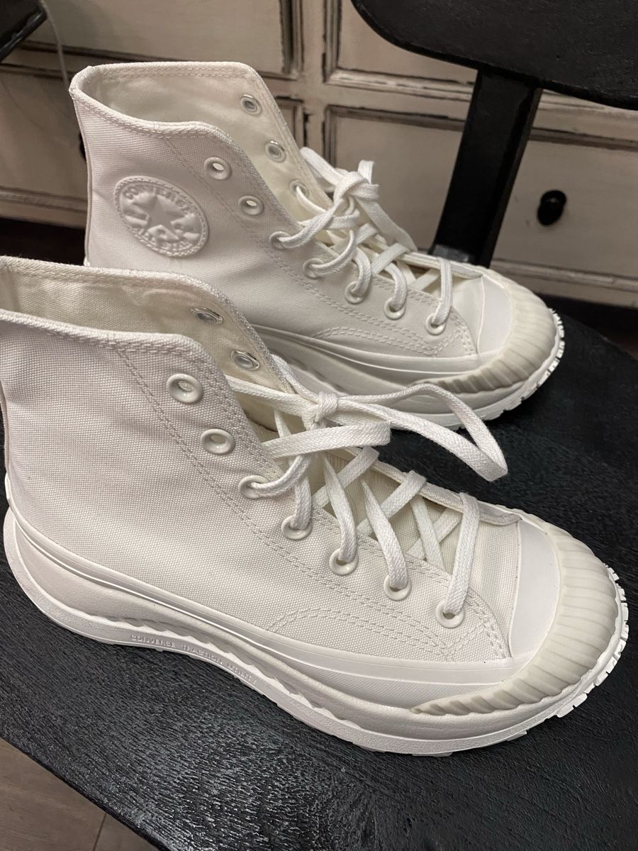 Converse Scarpe da donna: Converse High Sneakers beige 38.5 neu! – Nuovo (secondo la descrizione) da Büron venduto da Coerner