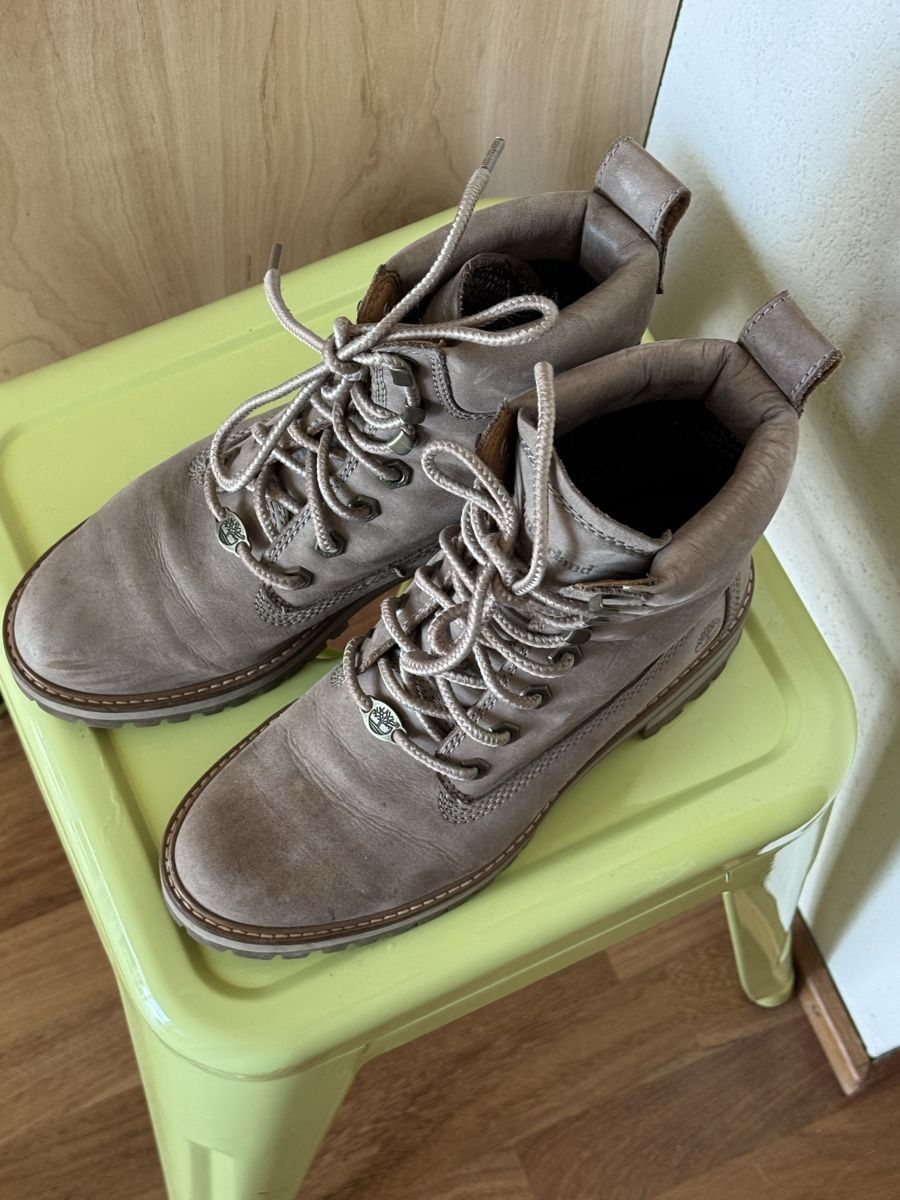 Timberland Scarpe da donna: Bottines Timberland en cuir, taille 37 – Usato da Boudry venduto da ren_k2vs 2