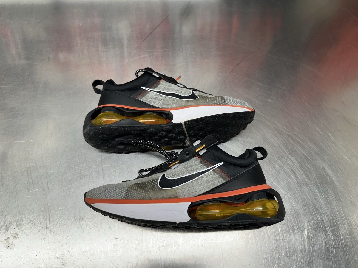Nike Scarpe da uomo: Nike Air Max 2021 – Usato da Schwende venduto da weesli 1