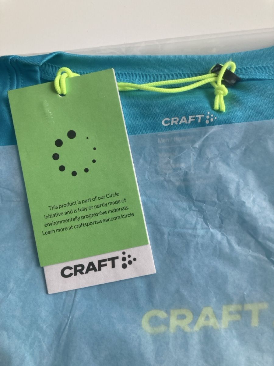 Craft T-shirt: Craft Veste Running Homme Taille S – Nuovo e nell'imballaggio originale da Biel/Bienne venduto da almercaa 2