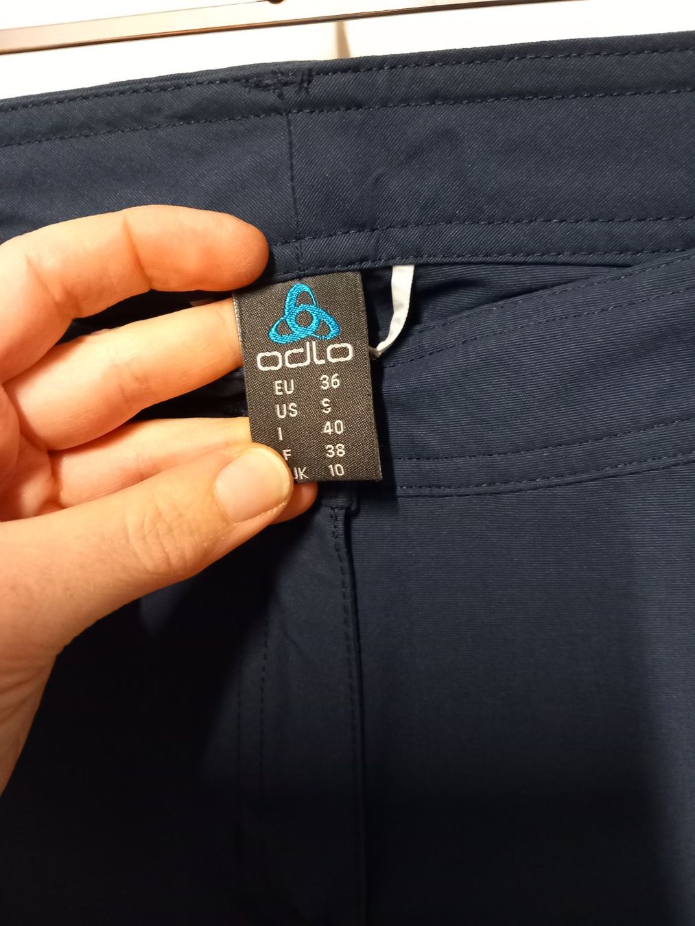 Odlo Pantaloni: ODLO Wanderhose Gr.36 dunkelblau – Usato da Merligen venduto da muss_haben 3