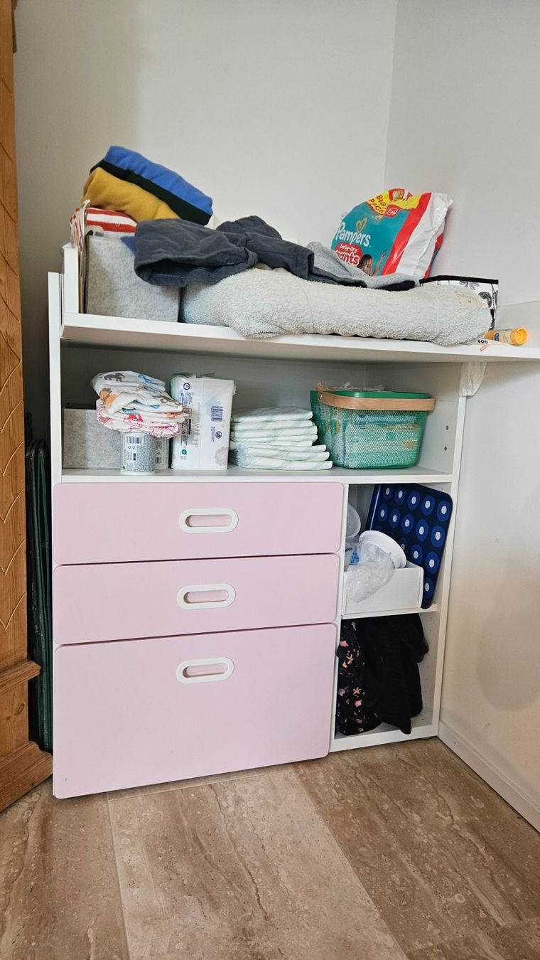 Ikea Fasciatoi & Accessori: Wickeltisch weiss / rosa – Usato da Zürich venduto da AJBAB