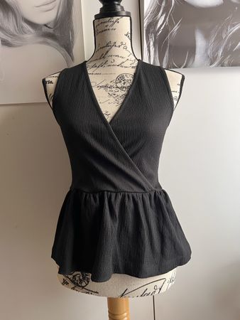 Anna Field Elegantes Wickel Top mit Peplum, Gr.S