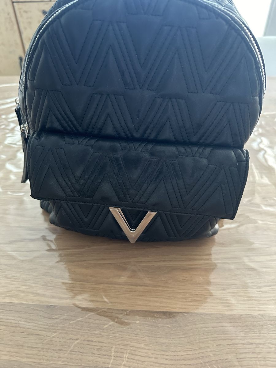 Zaini: Valentino sac à dos – Usato da Courgevaux venduto da missceline5