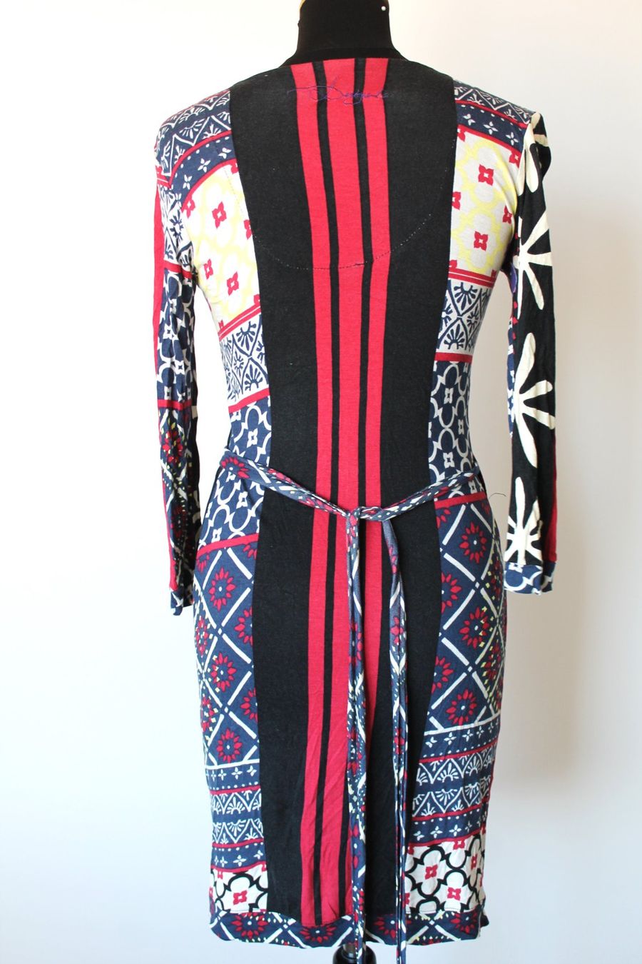 Desigual Vestiti: Robe DESIGUAL taille XS – Usato da Chez-le-Bart venduto da jasse 1