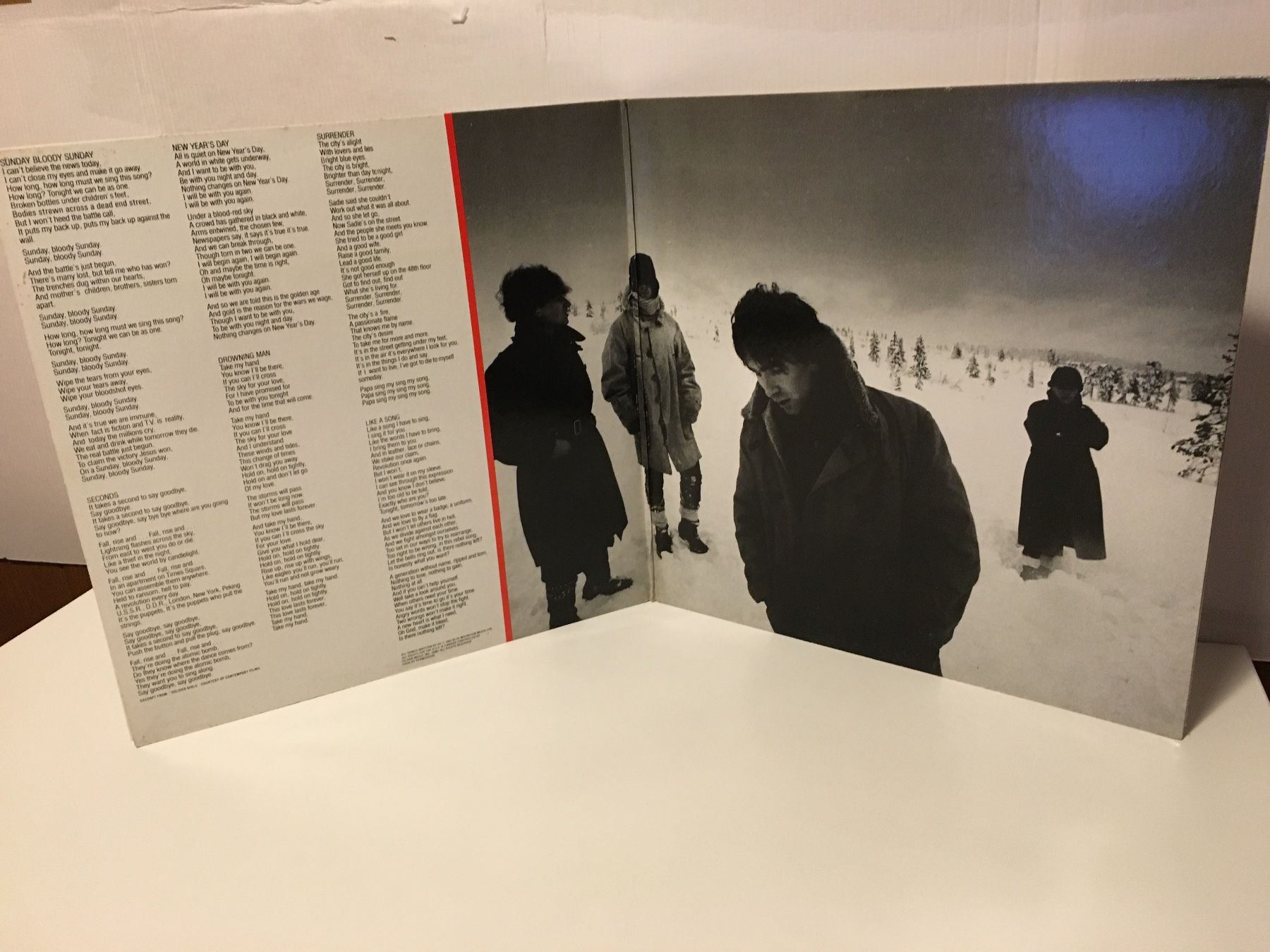 Dischi in vinile: Schallplatte - U2 - WAR - Island Records - 1983 – Usato da Andwil SG venduto da Rainboli 4