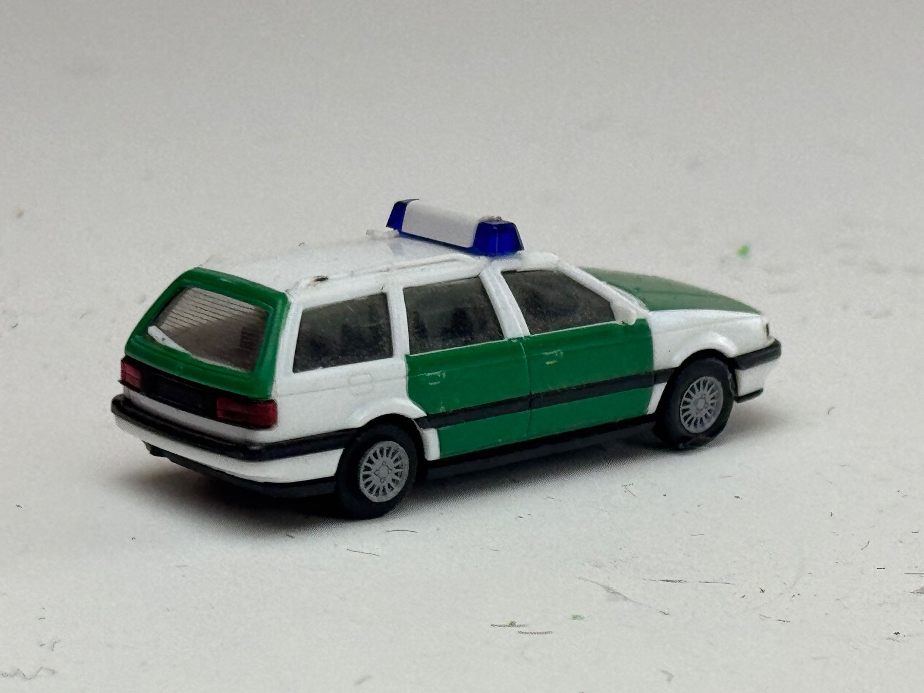 Herpa Modellini d'auto: SG- Herpa VW Passat GL Polizei – Usato da Elm venduto da Wikmtz 1