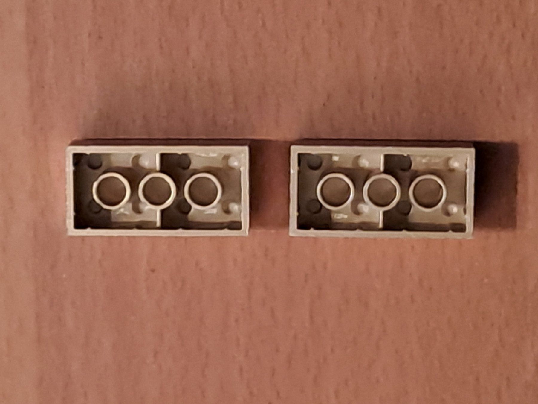 Lego Giocattoli: 2 Lego Golden Bricks 50 Years  Versand möglich – Usato da Kestenholz venduto da Knox1973 6