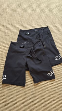 Fox Shorts Fahrradshorts Schwarz Jungen Grösse Y28 (2 Stück)
