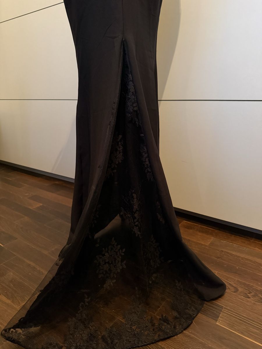 Kleider: Schwarzes Abendkleid in Gr. 36 – Neu (gemäss Beschreibung) aus Olten von ale_nb2x 6