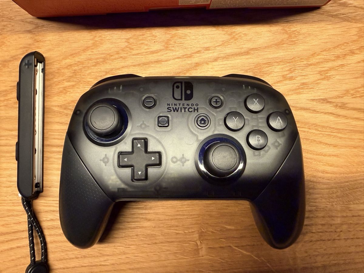 Nintendo Konsolen: Nintendo Switch OLED mit Zubehör – Gebraucht aus Neuhausen am Rheinfall von K.Sonderer 9
