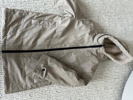 Warme Zara Regenjacke, Gr. 130 (8-9 Jahre), Top Zustand!