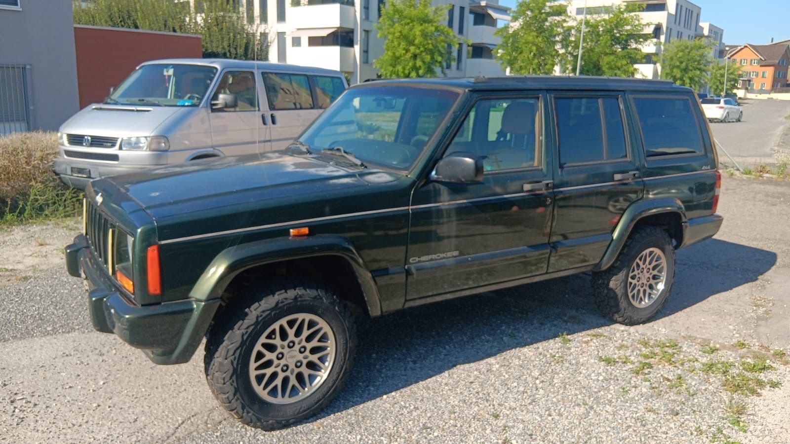 Jeep Autos: JEEP Cherokee 4.0L – Gebraucht aus Rebstein von TonyRasta-Autohandel 1