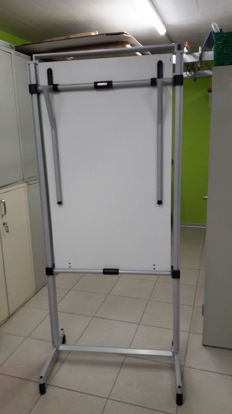 Scrivanie: USM   Büro Tisch – Nuovo (secondo la descrizione) da Deitingen venduto da Kawasaki62 2