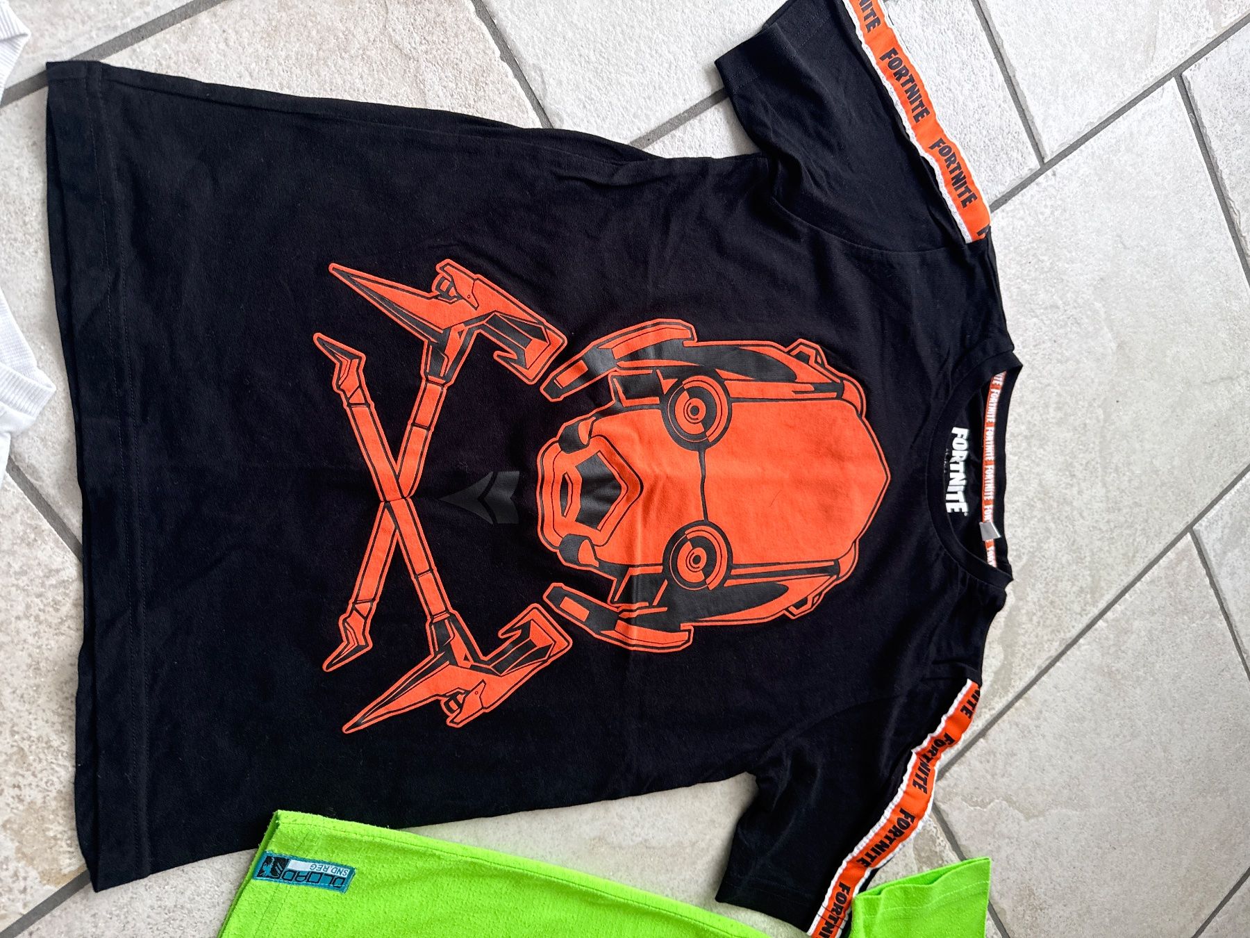 Camicie, T-shirt & Polo: 7st. T-Shirts Gr.134-140 – Usato da Waltenschwil venduto da lina-04 2
