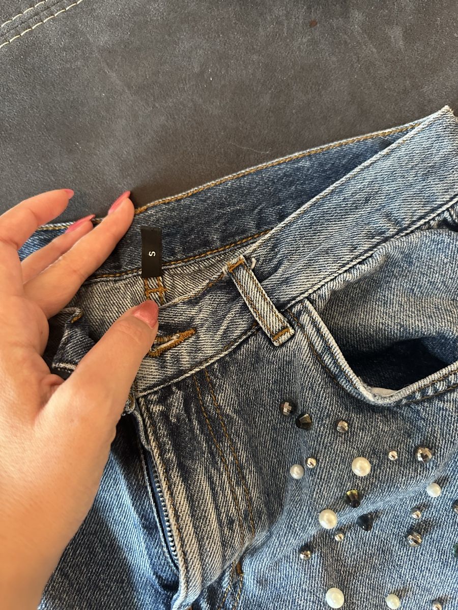 Calzedonia Jeans: Calzedonia Jeans mit Perlen, Grösse S – Neuf (Voir description) à Glattbrugg par reni_dbr 2