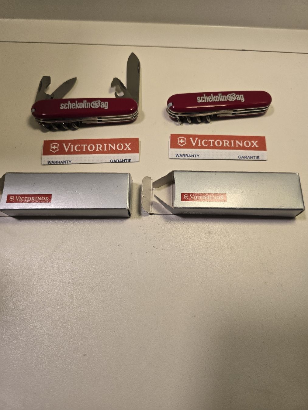 Victorinox Coltelli tascabile: Victorinox Offizier Messer Rot – Nuovo (secondo la descrizione) da winterthur venduto da Sammlerecke