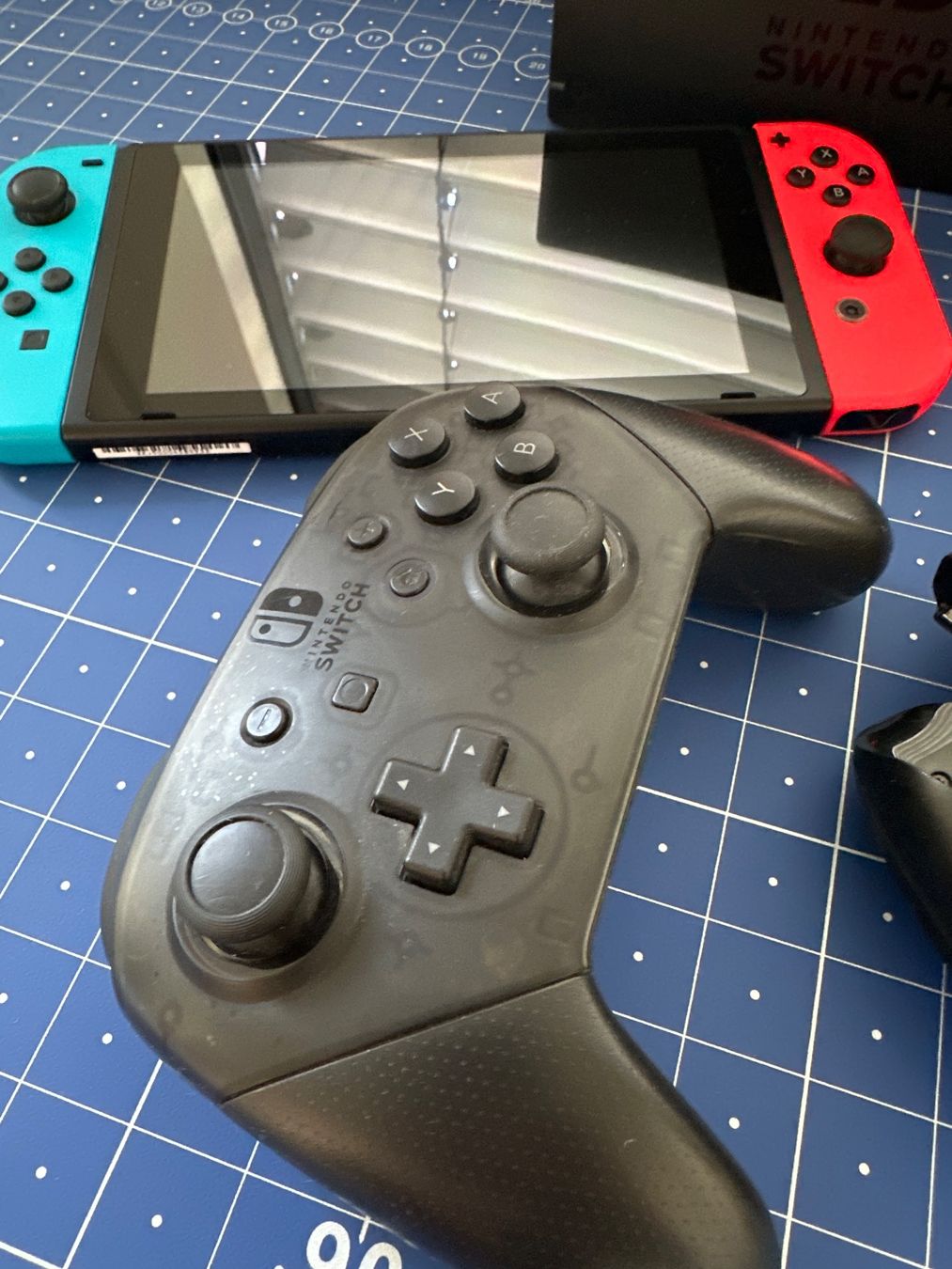 Nintendo Consoles: Nintendo Switch Konsole – D'occasion à Zürich par r09 1