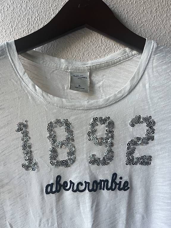Abercrombie T-shirt: T-shirt Abercrombie blanc – Usato da Lausanne venduto da iklep 3