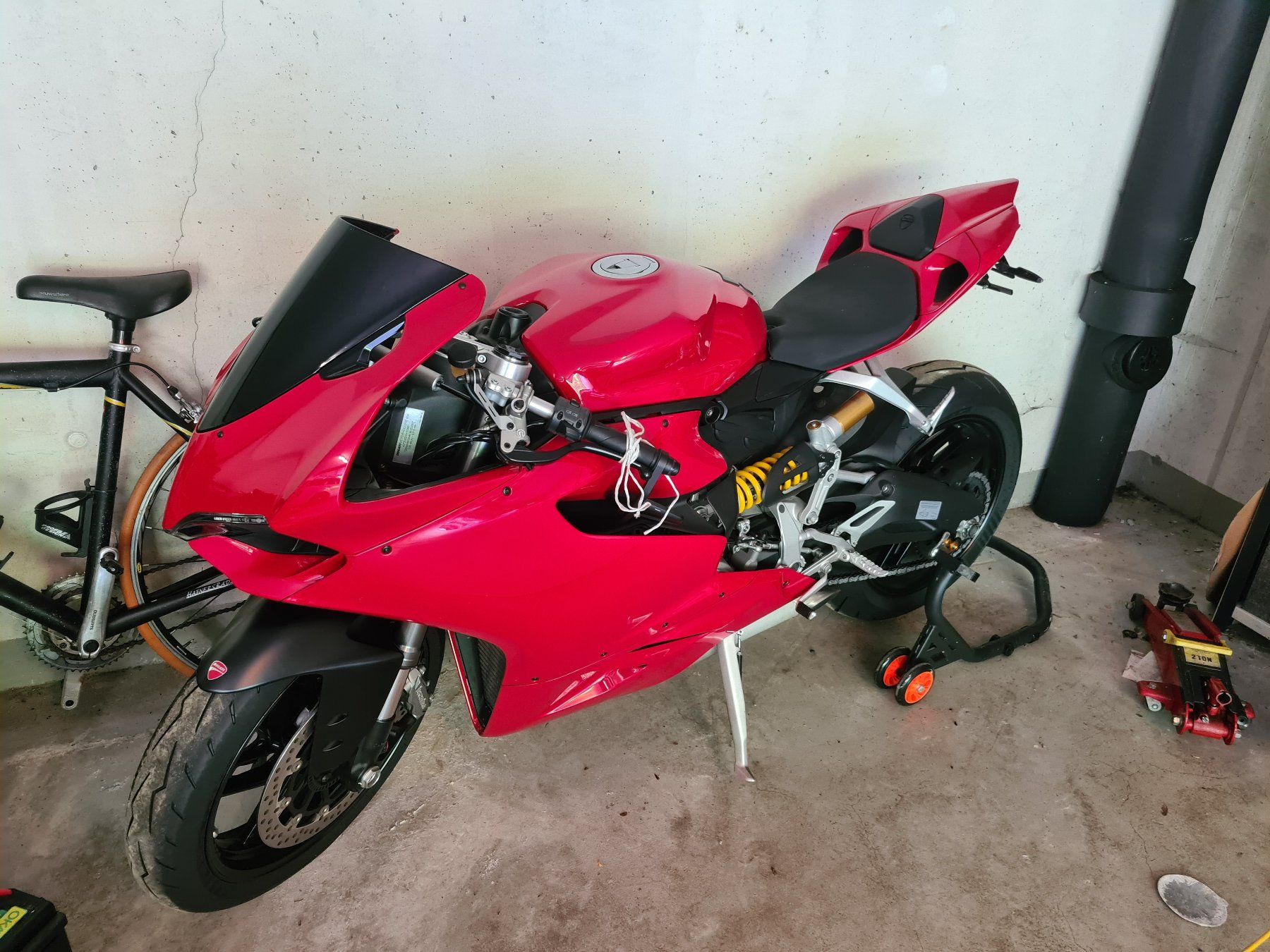 Ducati Strada: Ducati Panigale 899 – Usato da Horgen venduto da pazzo10