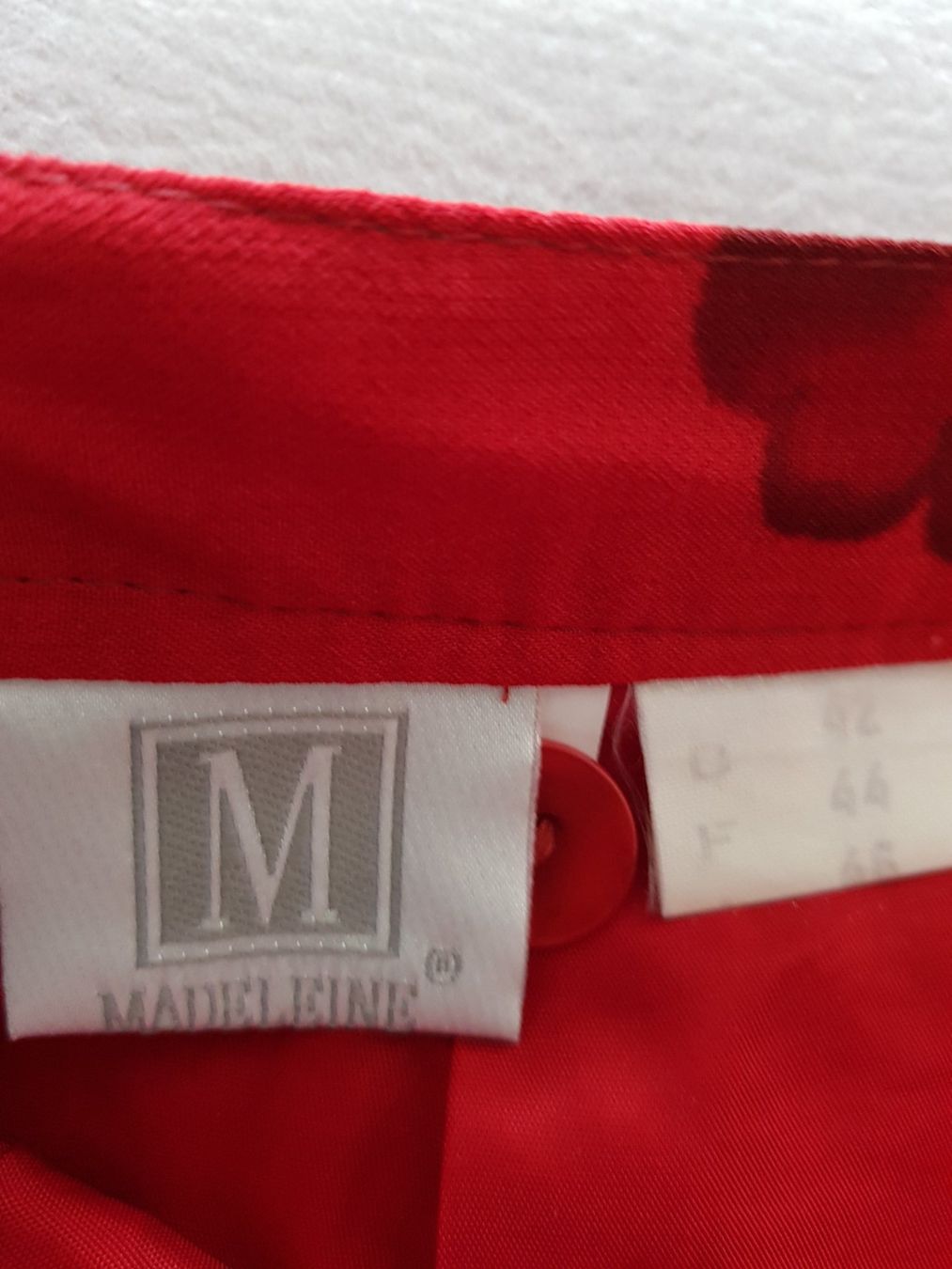 Madeleine Gonne: Jupe été rouge – Usato da Lausanne venduto da irm_yj6v 5