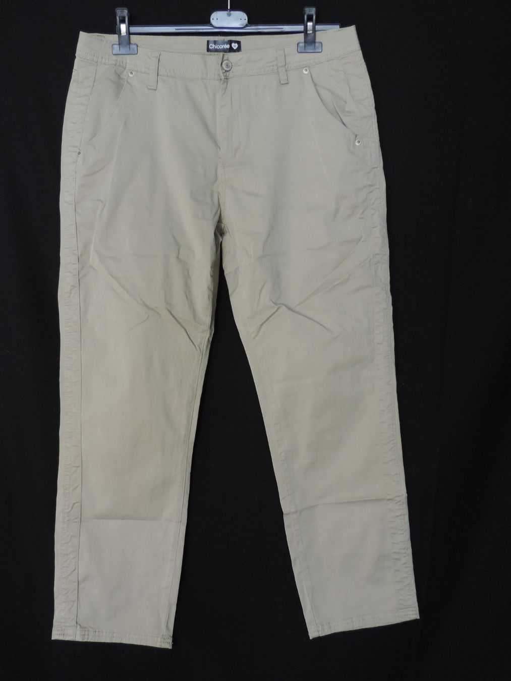 Pantaloni: pantalon vert kaki clair – Usato da Genève venduto da Axelle333
