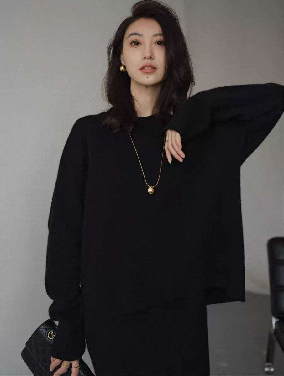 Lotti di vestiti: Almost New Black wool knit set, sweater and pants – Nuovo (secondo la descrizione) da Dübendorf venduto da zhe_69pd 3