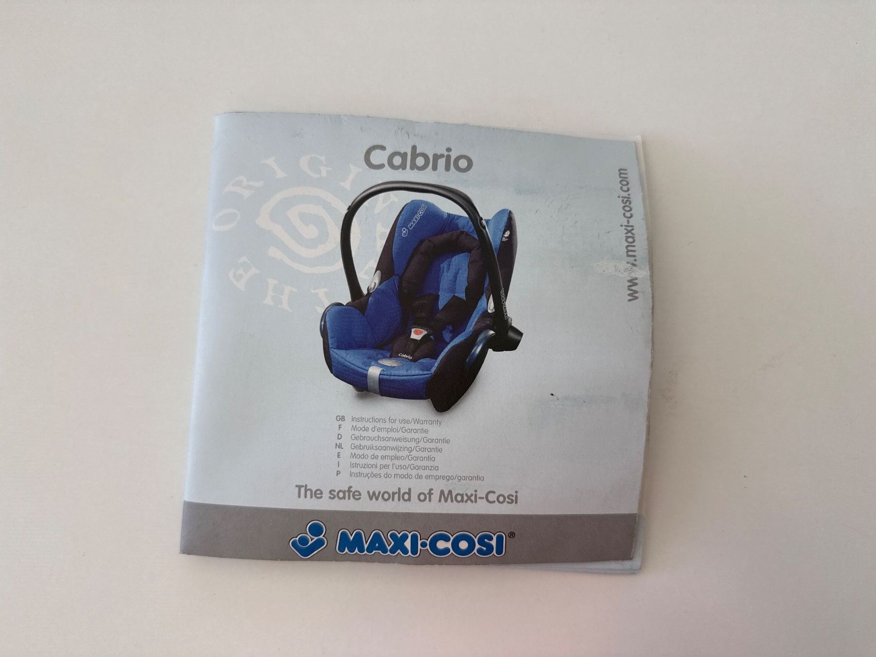 Maxi-Cosi Seggiolini per auto: Babyschale Maxi Cosi Cabrio, edler dunkelblauer Samt – Usato da Hägendorf venduto da ama_71 6
