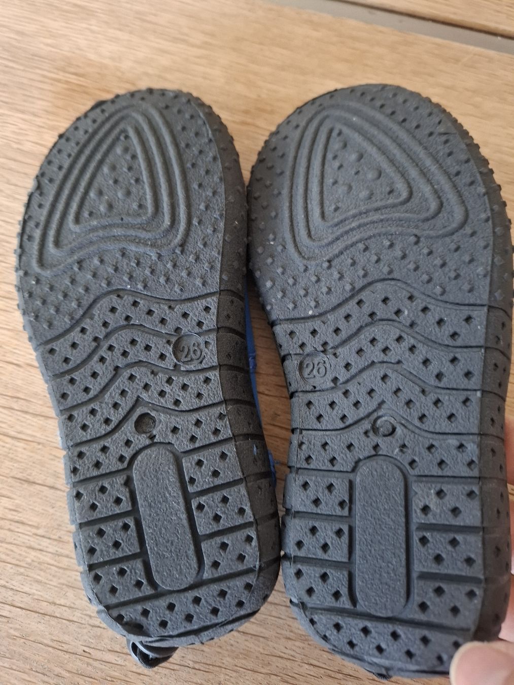 Scarpe da uomo: chaussures de plage/taille 26/NEUVES – Nuovo (secondo la descrizione) da Saignelégier venduto da mar_kf97 1