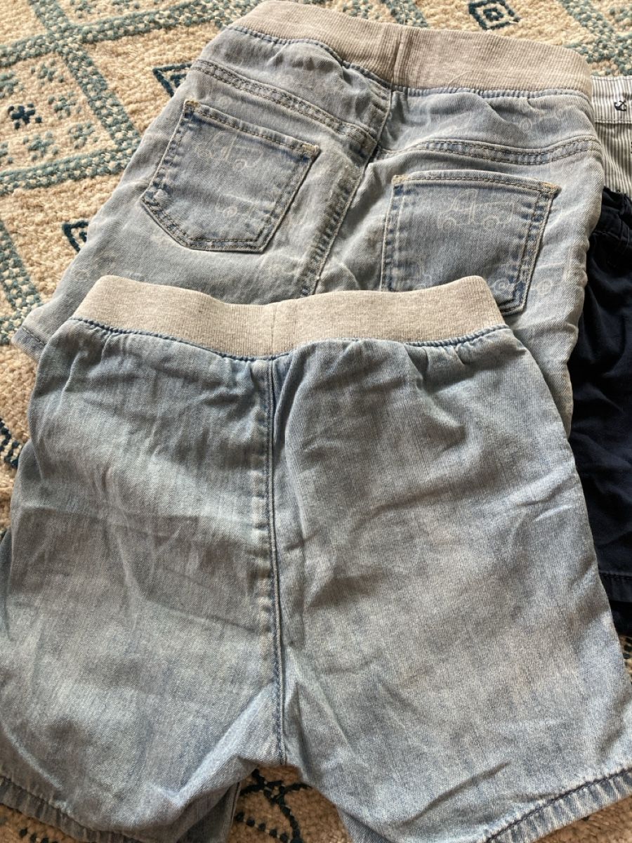 H&M Lotti & Set di vestiti: 4 Shorts von H&M in Grösse 86 – Usato da Münchenstein venduto da nuk2018 3