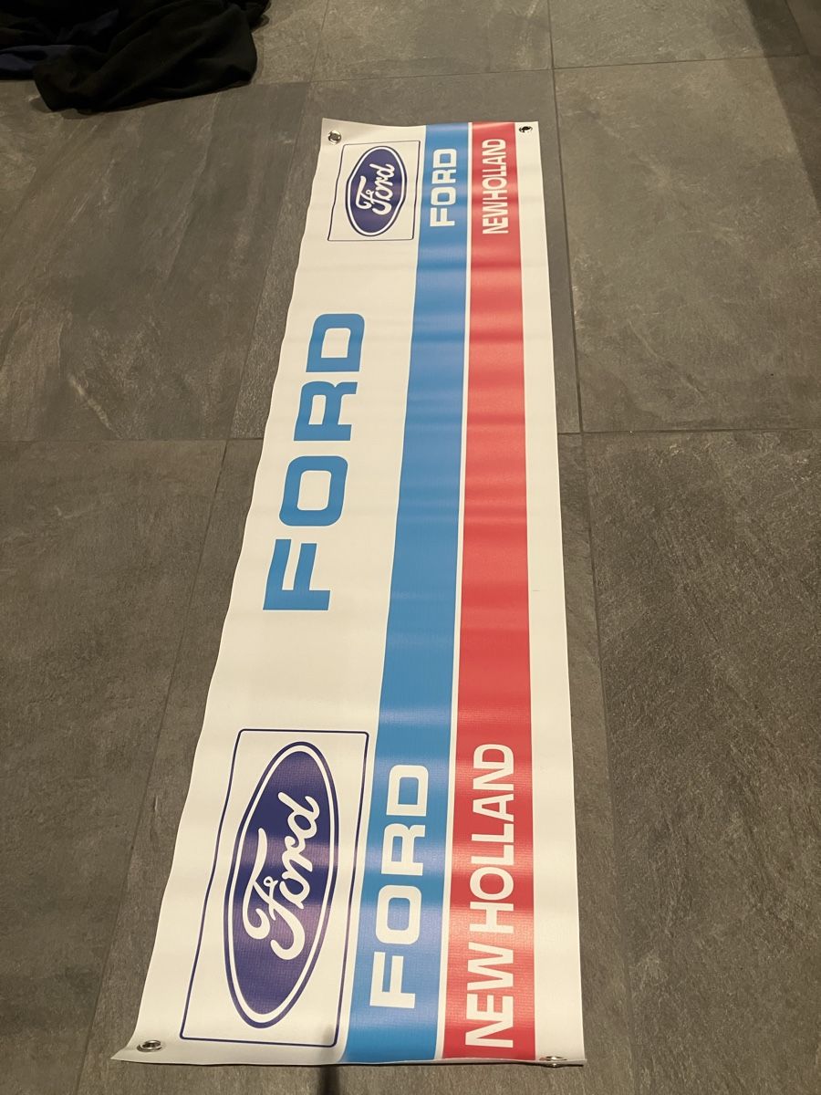 Ford Trattori: Ford Newholland Plane – Nuovo e nell'imballaggio originale da Heitenried venduto da Ford8210 1