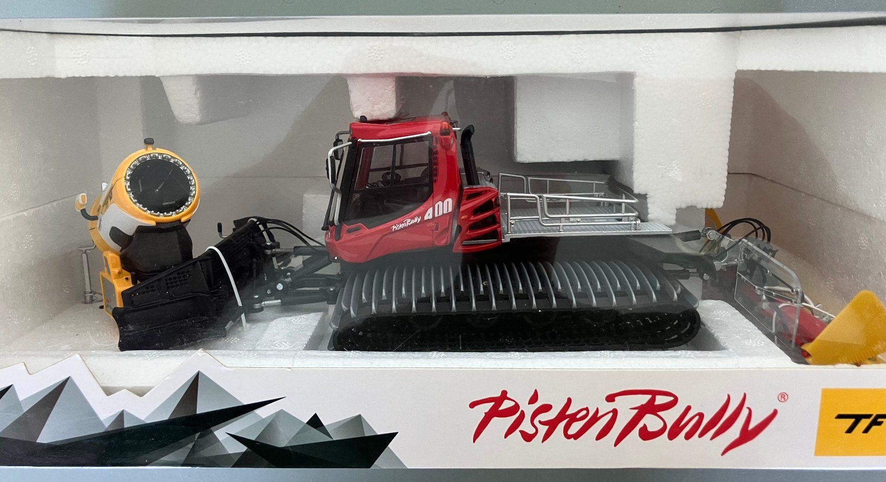 Jägerndorfer Kit di modellismo & Modellini statici: Collection 3x PB 400 Jägendrofer 1/32 – Nuovo e nell'imballaggio originale da Cologny venduto da Thr5167 5