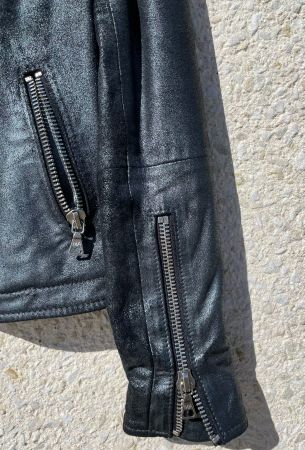 Blouson en cuir gris argenté, avec capuche amovible