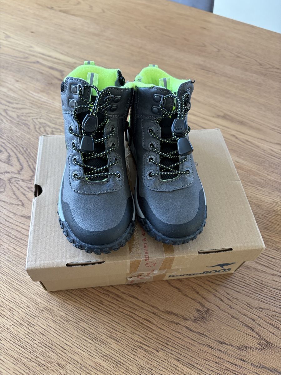 Scarpe per ragazzi: KangaROOS Kinderschuhe – Nuovo e nell'imballaggio originale da Aesch BL venduto da Kliana 1