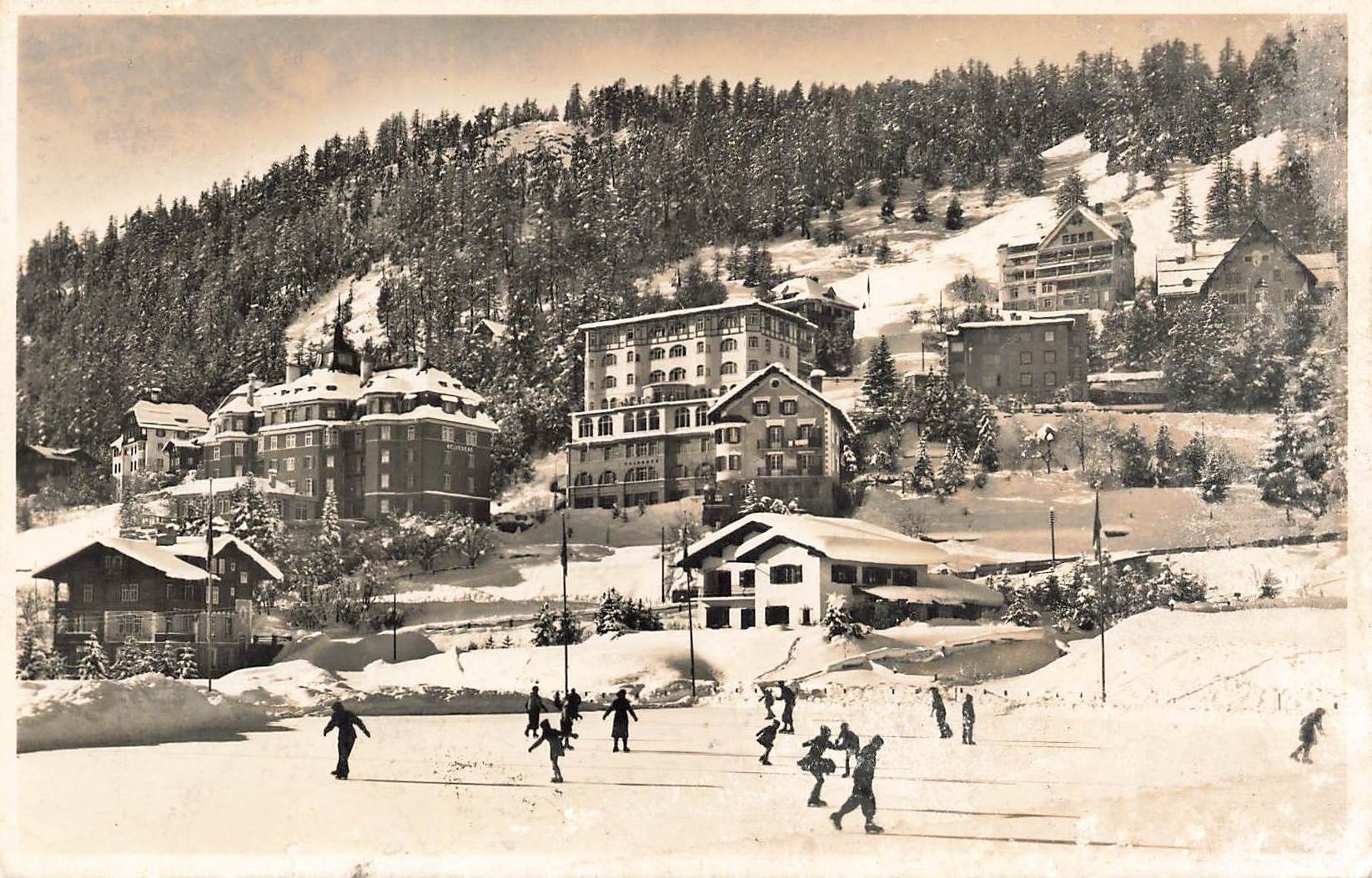 Cartoline postali: St. Moritz hotel Schlittschuhlaufen – Usato da Biasca venduto da Blenio71