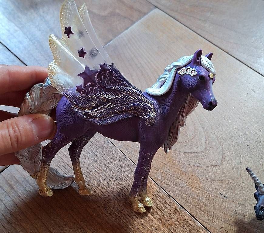 Schleich Giocattoli: Schleich Bayala Einhörner & Pegasus neuwertig – Usato da Rüti ZH venduto da la-93 3