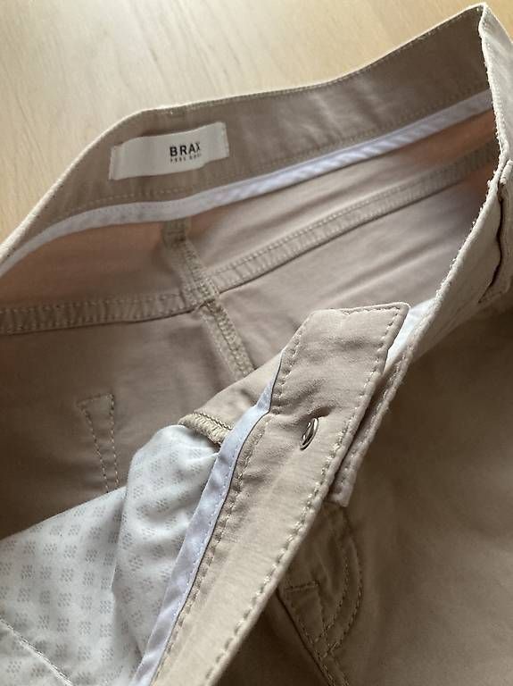 Brax Hosen: Zwei neue Brax Hosen GR 40 – Neu (gemäss Beschreibung) aus Zürich von Wg02 1