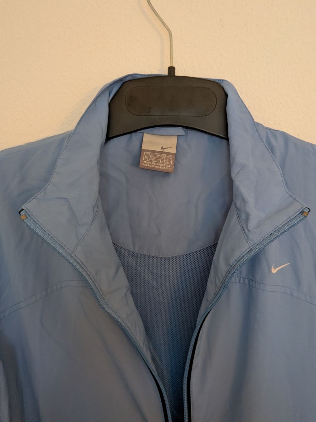 Nike Vestes: Nike Trainingsjacke blau Gr 36 – Neuf (Voir description) à Basel par JJ.Elena 1